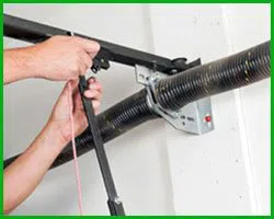 Master Garage Door Service Cleveland, OH 216-487-2334 - sidebar-spring-t-07-gr-19m